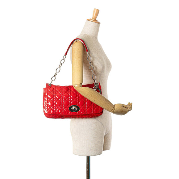 Auth Dior Patent Cannage Rendezvous Red #163370D93B - Picture 8 of 8